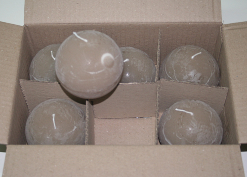 Posten 507: 1-B-Ware, 6 x Rustik-Kugelkerze 10 cm Ø, sand