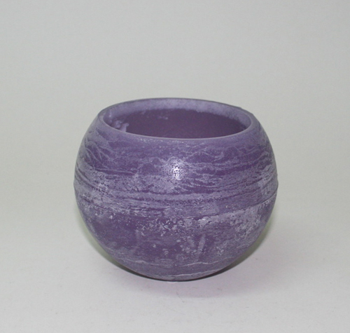 Posten 528: 1-B-Ware, Wachswindlicht, rund, ca. 12 cm Ø, lila-violett (Blass)