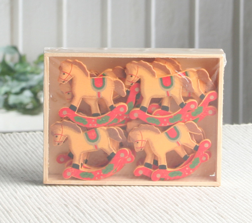Holzstreudeko "Schaukelpferd", 24 Stück