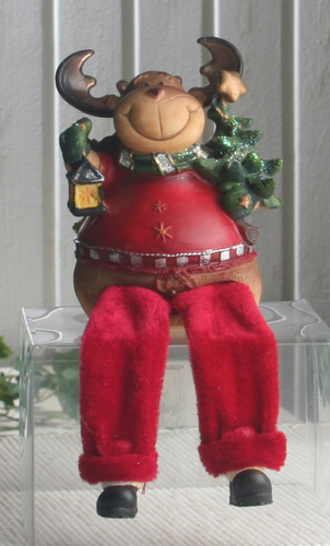 Kantenhocker Elch "Ole" mit Tannenbaum