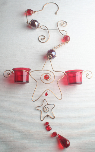 Hängedeko "Stern" mit 2 Kerzengläsern, GOLD/ROT Hängedeko "Stern" mit 2 Kerzengläsern, GOLD/ROT