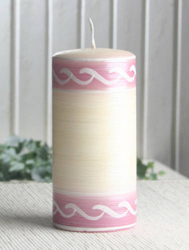 Stumpenkerze "Torio", ca. 15 x 7 cm Ø, mit Ornament, creme-altrosa-perlmutt