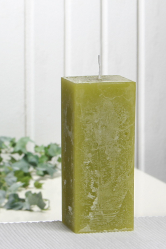 Sparpack: 12x Rustik-Stumpenkerze, viereckig, 12 x 5 x 5 cm Ø, pistaziengrün
