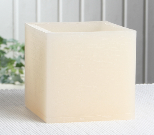 Wachswindlicht, viereckig, 10 x 10 x 10 cm, creme / champagner