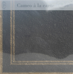 Präge-Serviette Cameo, schwarz, 12er-Packung, IHR