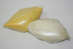 Posten 674: 1-B-Ware, Dekosand / Farbsand (0,1 - 0,5 mm), gelb-champagner, ca. 3,5 kg