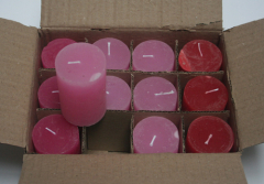 Posten 729: 1-B-Ware, 12 x Rustik-Kerzen 8 x 5 cm Ø, rot-rosa-pink
