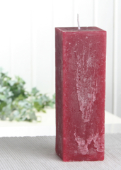 Rustik-Stumpenkerze, viereckig, 15x5x5 cm Ø, rubinrot-bordeaux