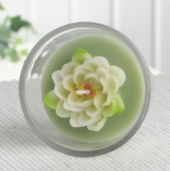 Kleine Dekokerze im Glas Lotusblüte, weiß-grün