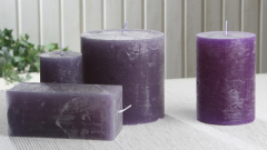 1-B-Ware!!! Rustik-Dreidochtkerze, 15 x 15 cm Ø, lila-violett (Blass)